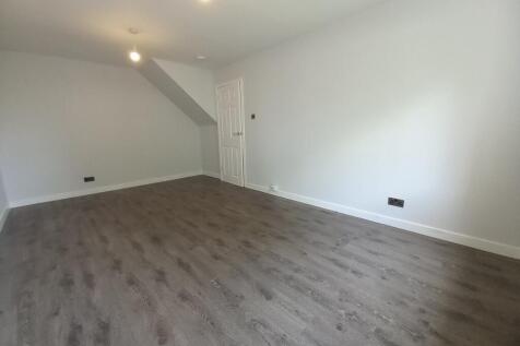 Meldrum Court, Dunfermline, KY11 photo 3