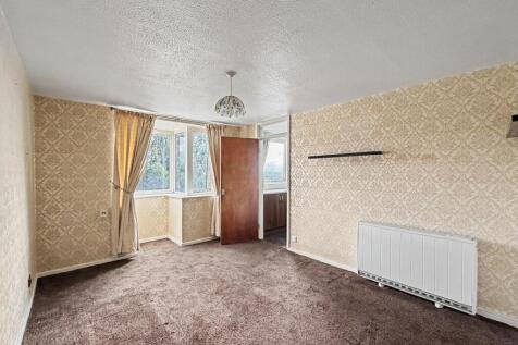 Flat 72, Benwell Close, Benwell Grange, Newcastle Upon Tyne, NE15 6RZ