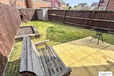 Rear garden B.jpg