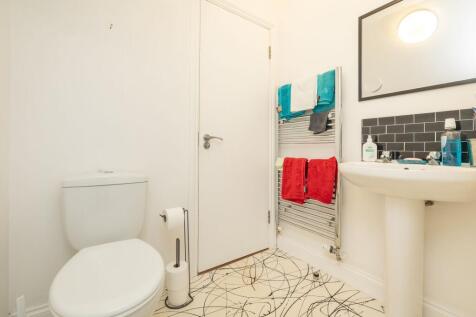 Example Apartment ¿ Shower Room