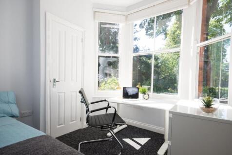 5 Double Bedrooms