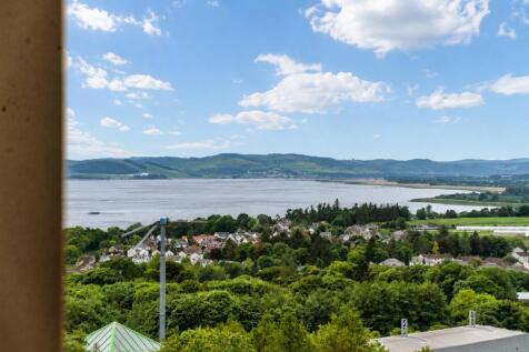 586 Charleston Drive Dundee-15.jpg
