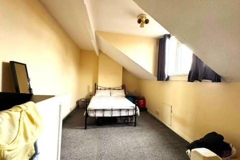 St Hildas Place, Leeds, LS9 photo 5