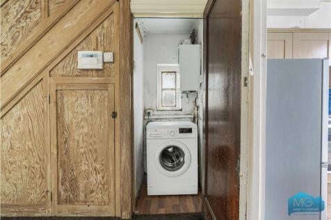 3 bed, 1 bath Semi-Detached in bristol - Photo 22