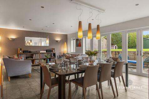 Living/Dining Room, Pointhyrst, Stamford