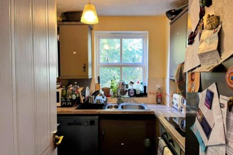 42 Douglas Villas, Durham photo 3