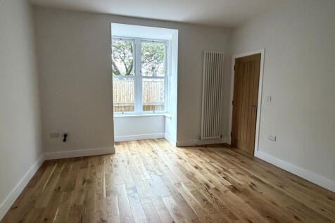 Church Lane, Normanton, Wakefield, WF6 photo 3