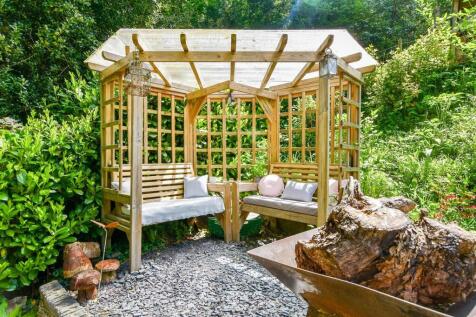 External Lifestyle Photograph