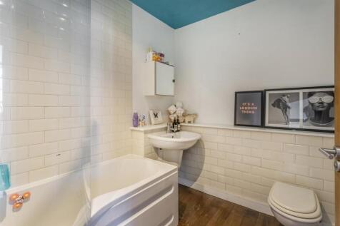 dubarry house-22.jpg