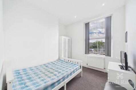 Manchester Road, Huddersfield, West Yorkshire, HD1 photo 4