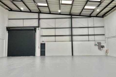 3 Airlinks Warehouse 2.jpg