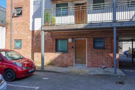 Property Image 8