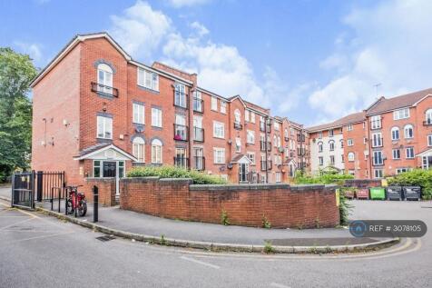 2-bed flat on St. Davids Court, Manchester, M8, £1,195/mo