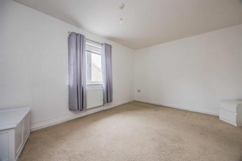 11 Spinner Drive, Havant-Small-PorticoMarketing-Ar