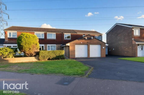 3-bed terraced on Needwood Road, Bedford, £1,400/mo