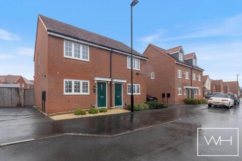 1 Blackbird Grove, W