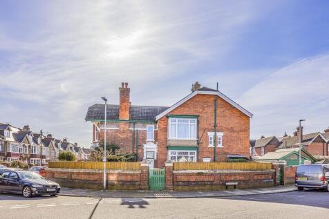 29 Brading Avenue...