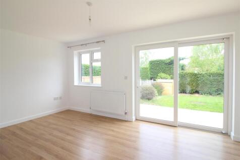 Dryden Way, Higham Ferrers photo 3