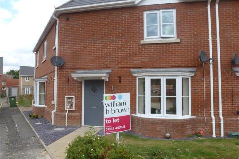 4-bed semi-detached on Sayers Crescent, Wisbech St Mary, £1,300/mo