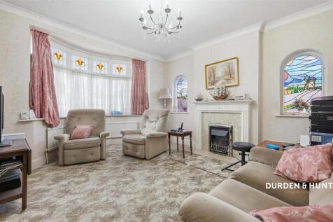 Rushmere Avenue
