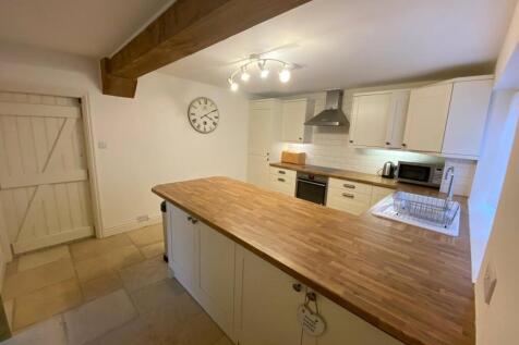 Grayswood, Haslemere, Surrey, GU27 photo 3