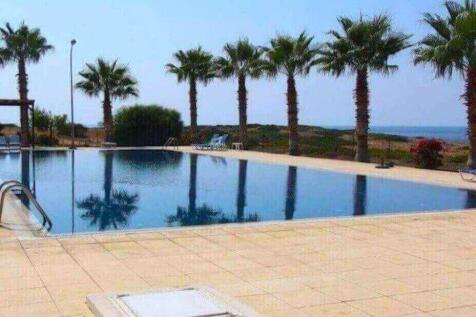 seafront pool