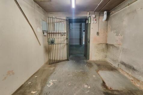 WhatsApp Image 2025-11-17 at 11.57.24_3bb95d7d.jpg