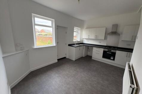 432 Wigan Road, Leigh,  photo 4