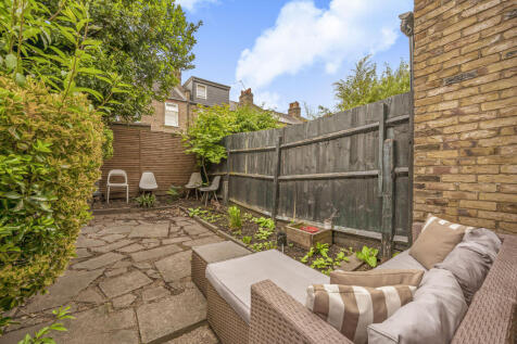 Silvester Road, London, London, SE22 photo 4