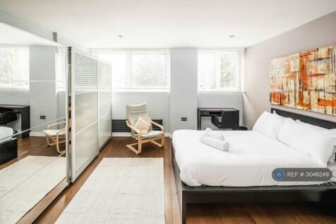 2nd Floor Bedroom - Front Facing