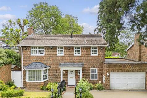 Loughton, IG10 - property photo