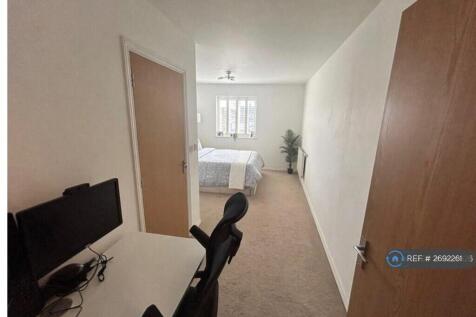 Master Bedroom (Decor Before Tenant Moved In)