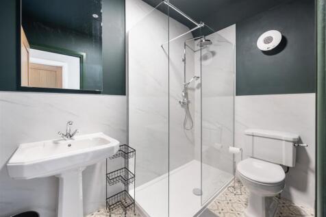 Communal Bathroom