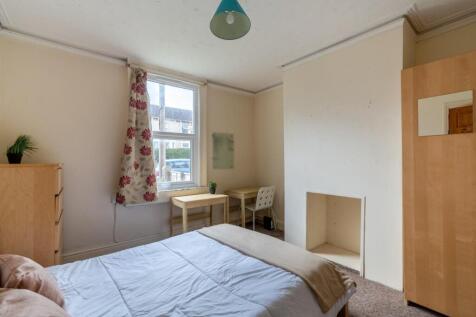 68 Lorne Rd -1.jpg
