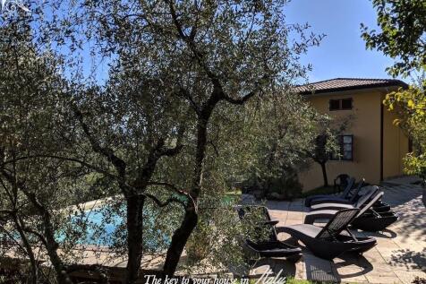 VILLA PESCA 120.jpg