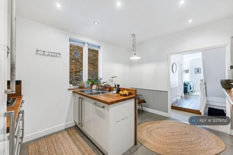 Thorpebank Road, London, W12 photo 3