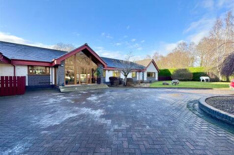 5 bed, 3 bath Detached Bungalow in Glasgow - Photo 30