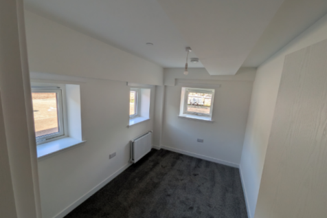 607 , GALLOWGATE , G40 2PE photo 3