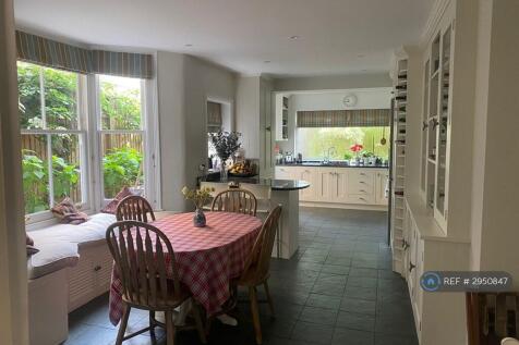 Shandon Road, London, SW4 photo 5