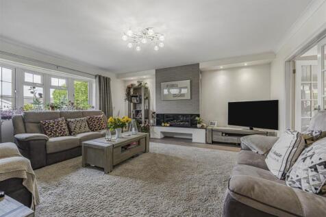 24-A7405870.jpg