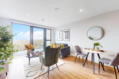 1-bed flat on One Maidenhead, £1,695/mo