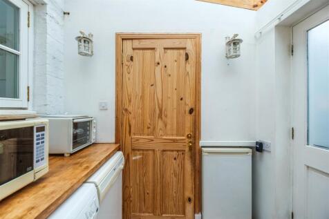 Millar Street-26.jpg