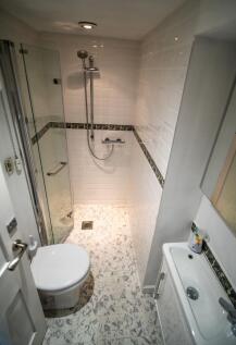 Shower Room / Wet Room