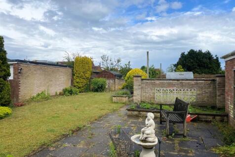 Garden 2.jpg