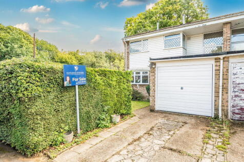 Gillingham, ME8 - property photo