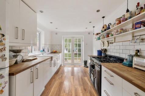 Trumpington Road, E7