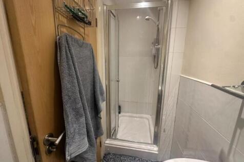 Bathroom  T202606251624.jpg