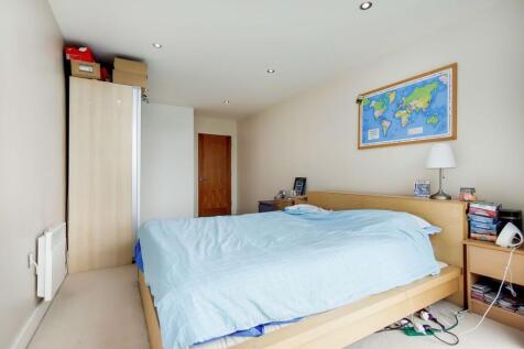 Balearic Apartments, Royal Docks, London, E16 photo 4