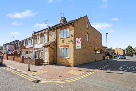 165B Hermit Road, Canning Town, London E16 4LE