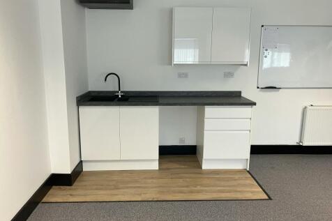 Office to rent Image 4